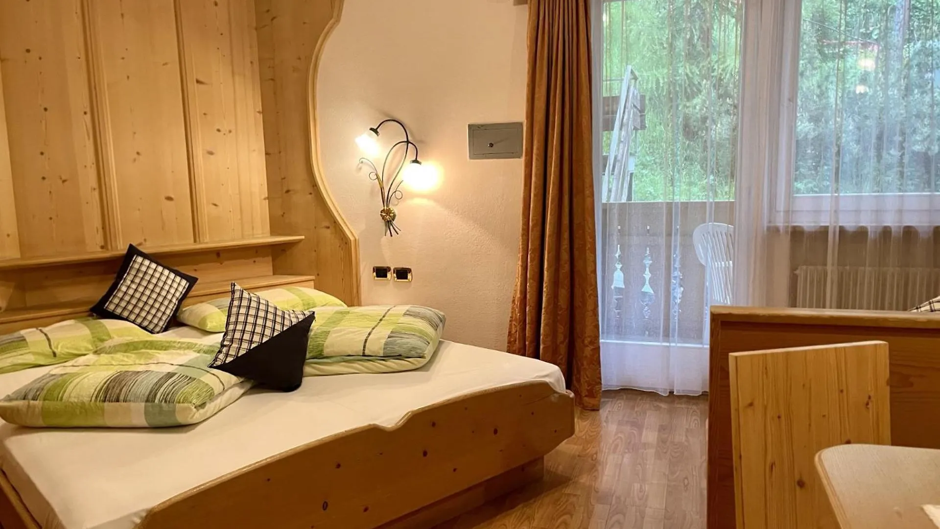 Dolomites Base Camp Hotel Olympia Arabba 3*,