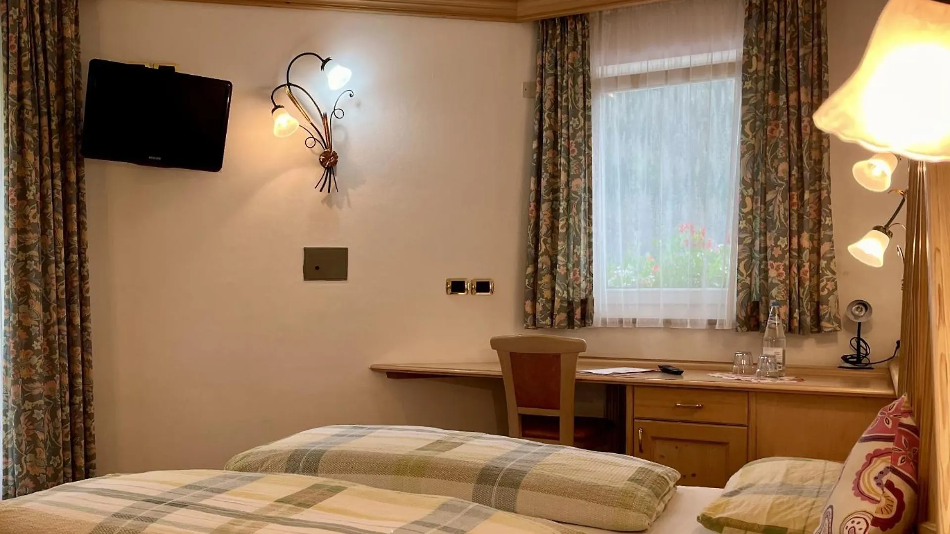 ***  Dolomites Base Camp Hotel Olympia Arabba Italy